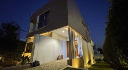 Casa / Villa T3 em Nogueira e silva escura de 306 m²