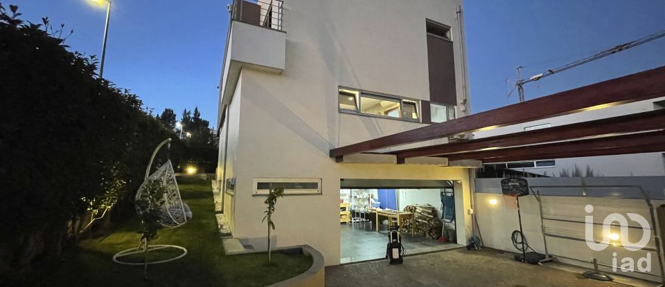 House T3 in Nogueira e silva escura of 306 m²