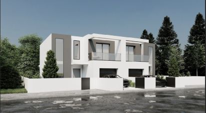 House T3 in Estômbar e Parchal of 172 m²