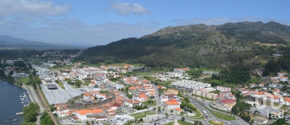 Espaço Comercial em Vila Nova De Cerveira E Lovelhe de 174 m²