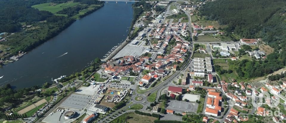 Murs commerciaux à Vila Nova De Cerveira E Lovelhe de 174 m²
