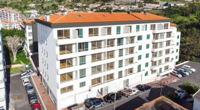 Apartment T2 in Caniço of 118 m²