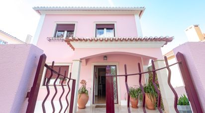 Maison T5 à Ericeira de 270 m²