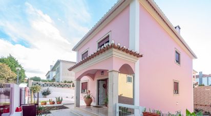 Maison T5 à Ericeira de 270 m²