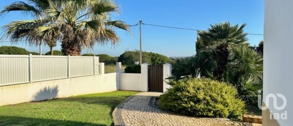 Maison T4 à Porches de 497 m²