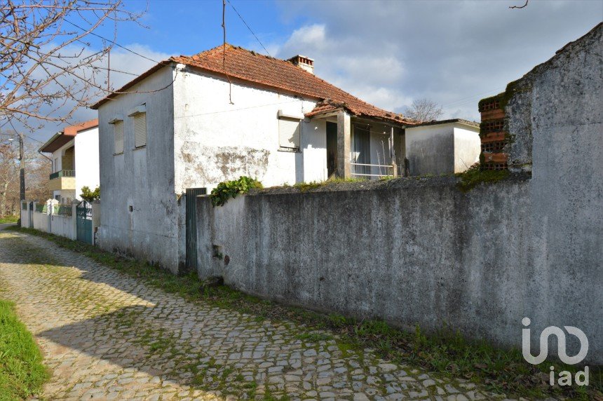 Casa / Villa T2 em Espinhal de 180 m²