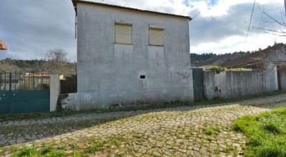 Maison T2 à Espinhal de 180 m²