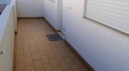 Appartement T2 à Quarteira de 76 m²