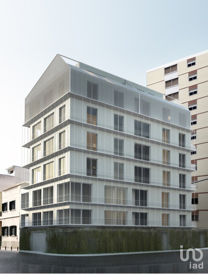 Apartamento T2 em Faro (Sé e São Pedro) de 106 m²