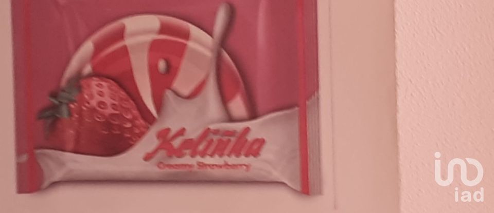 Boutique/Local commercial à Campanhã de 111 m²