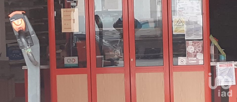 Boutique/Local commercial à Campanhã de 111 m²