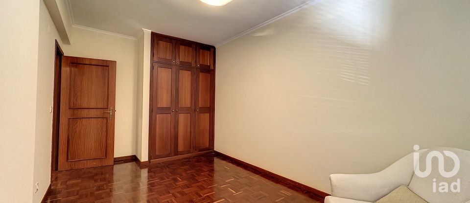 Apartamento T3 em São Martinho de 189 m²