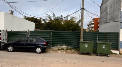 Terrain à Montijo e Afonsoeiro de 140 m²