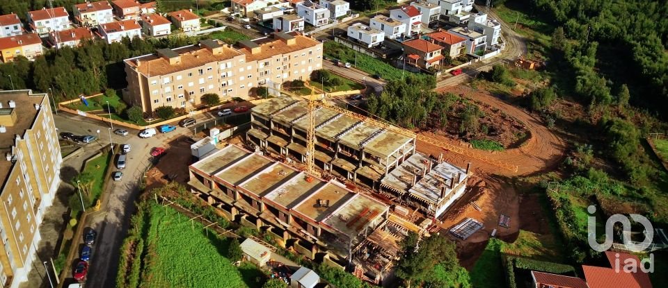 Casa / Villa T3 em Gondomar (São Cosme), Valbom e Jovim de 233 m²
