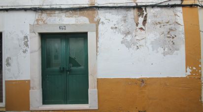 Casa tradicional T2 em Borba (São Bartolomeu) de 125 m²