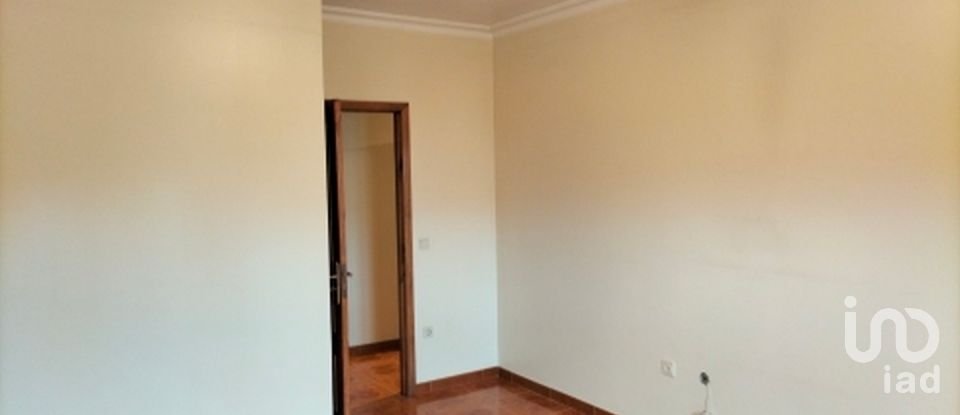 House T3 in Covelas of 338 m²