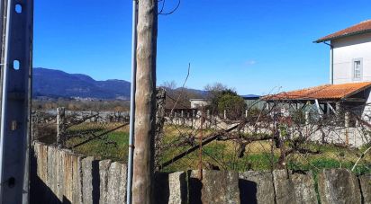 Terrain à bâtir à Ganfei de 950 m²