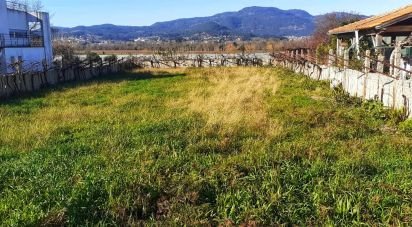 Terrain à bâtir à Ganfei de 950 m²