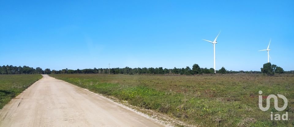 Terreno em Vila do Bispo e Raposeira de 235 534 m²