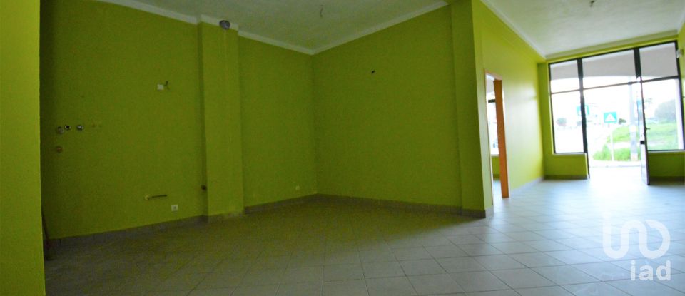 Murs commerciaux à Avelar de 157 m²