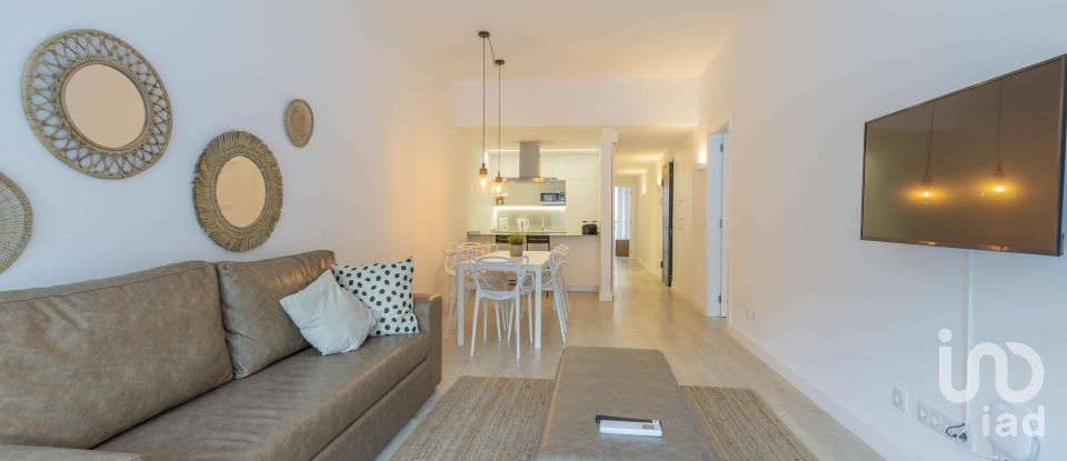 Apartment T3 in Arroios of 151 sq m
