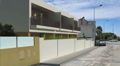 House T3 in Canidelo of 200 m²