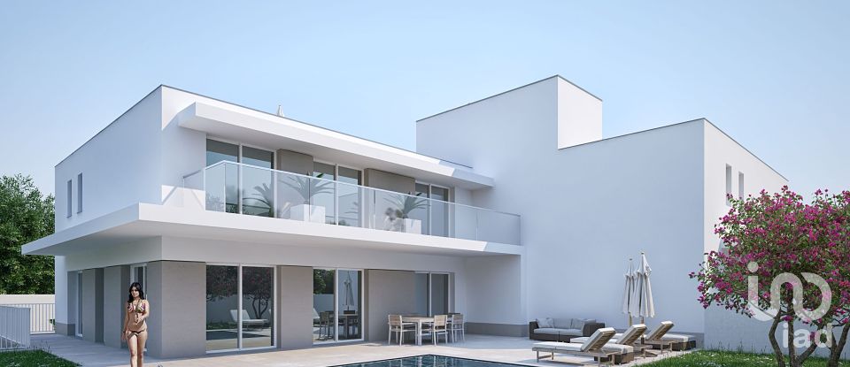 Land in Almancil of 2,548 m²