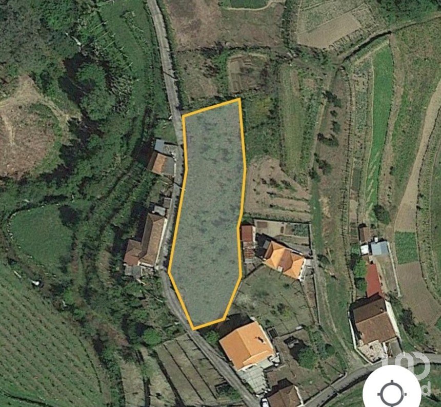 Terrain à Vila e Roussas de 1 670 m²