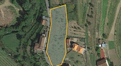 Terreno em Vila e Roussas de 1 670 m²