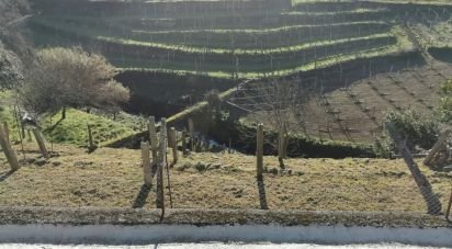 Terrain à Vila e Roussas de 1 670 m²