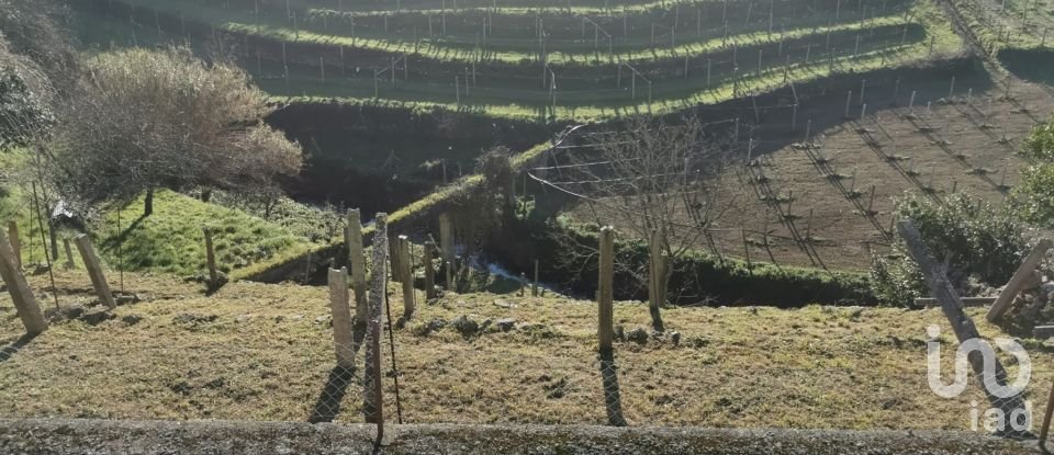 Terreno em Vila e Roussas de 1 670 m²