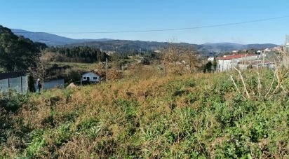 Terrain à Vila e Roussas de 1 670 m²