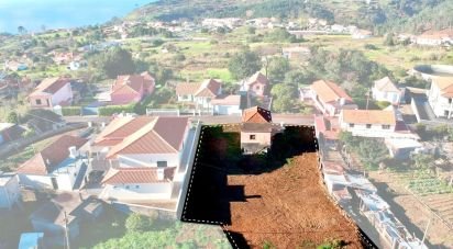 House T4 in Prazeres of 1,118 m²