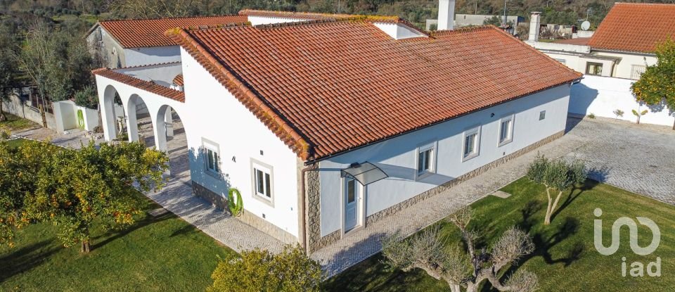 House T3 in Areias e Pias of 234 m²