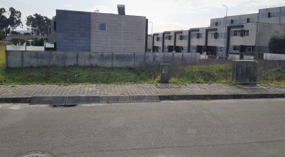 Terrain à bâtir à Ribeirão de 254 m²