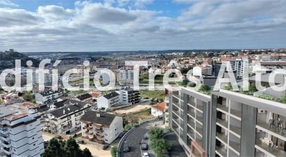 Apartment T3 in Marrazes e Barosa of 160 m²