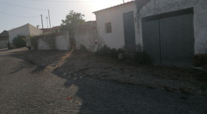 Maison de village T4 à Alcanede de 168 m²