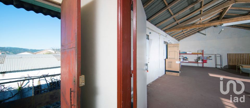 Commercial walls in Vila Nova do Ceira of 579 m²