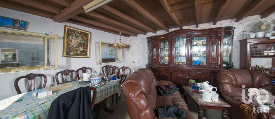 Commercial walls in Vila Nova do Ceira of 579 m²