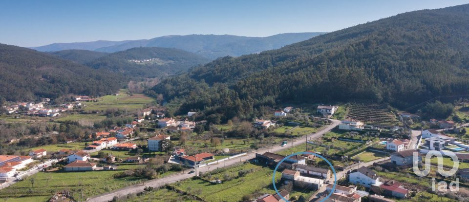 Commercial walls in Vila Nova do Ceira of 579 m²