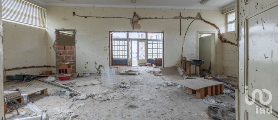 Building in Muge of 342 m²