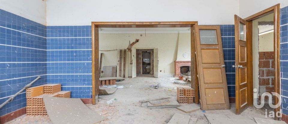 Building in Muge of 342 m²