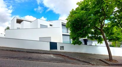 Maison T5 à Leiria, Pousos, Barreira e Cortes de 300 m²