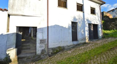 Maison T3 à São Miguel, Santa Eufémia e Rabaçal de 86 m²