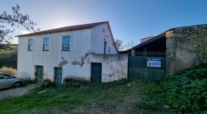 Village house T3 in Vale do Seixo e Vila Garcia of 284 m²