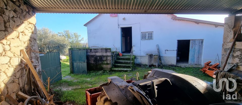 Maison de village T3 à Vale do Seixo e Vila Garcia de 284 m²