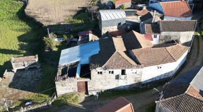 Casa de aldeia T3 em Mouçós e Lamares de 364 m²