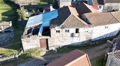 Village house T3 in Mouçós e Lamares of 364 m²