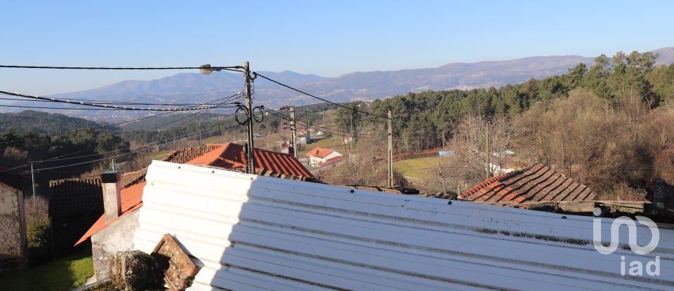 Village house T3 in Mouçós e Lamares of 364 m²