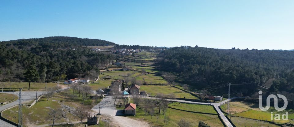 Village house T3 in Mouçós e Lamares of 364 m²